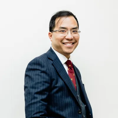 Portrait of Dr Chun Man Lee